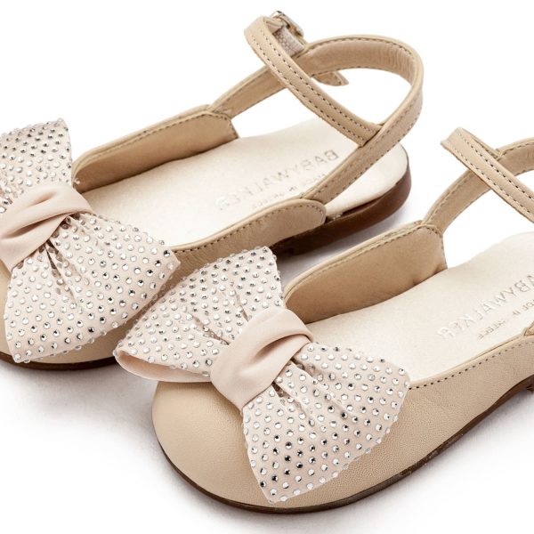 EXC5869 IVORY BABYWALKER